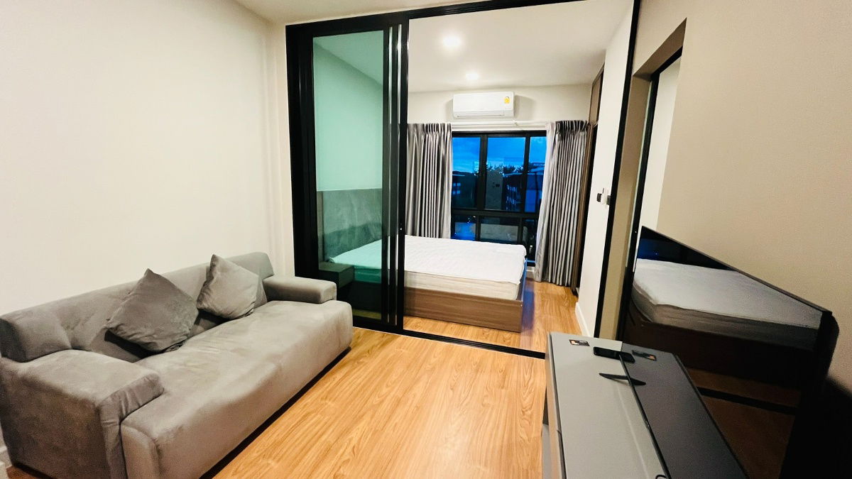 Arise condo Mahidol for rent near central Airport Plaza