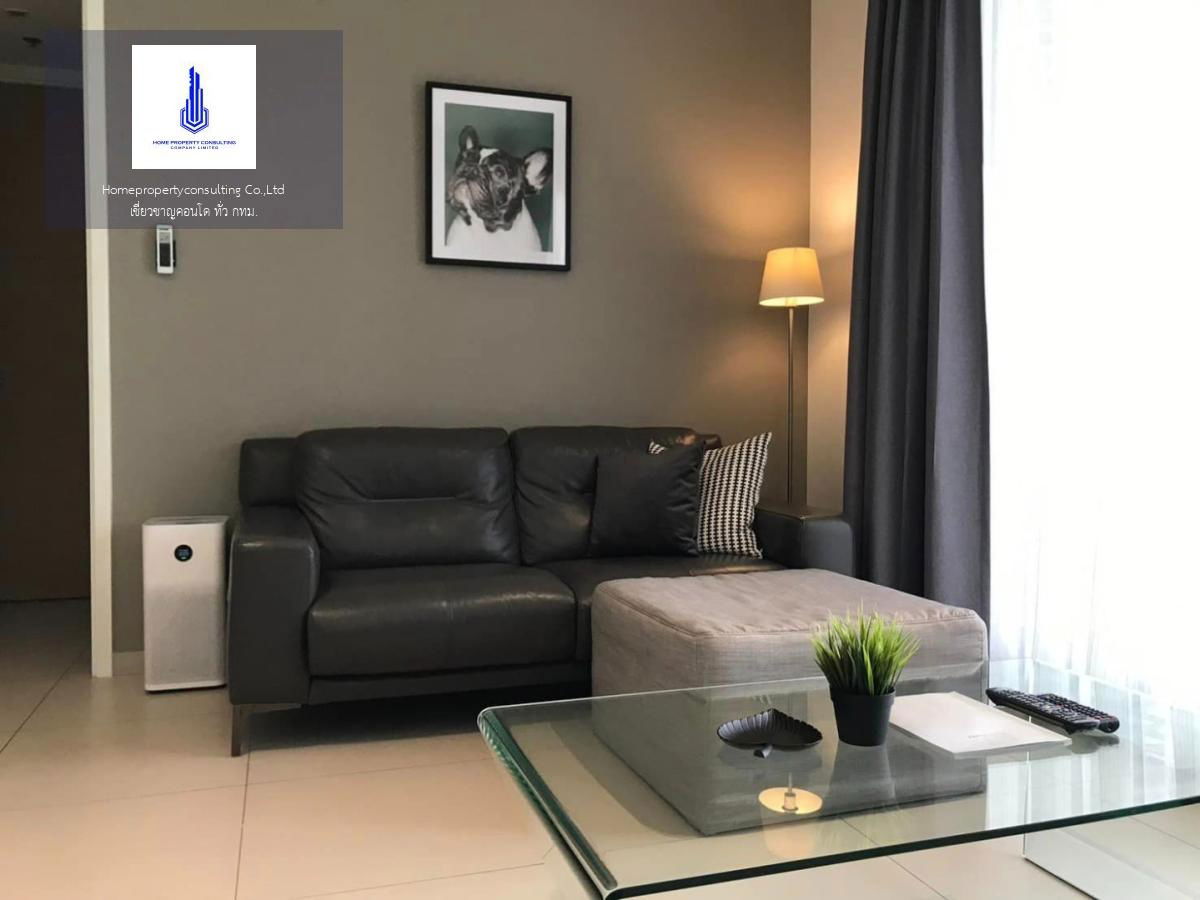 For rent at The Lofts Ekkamai Negotiable Line ID: @Condobkk (with @)