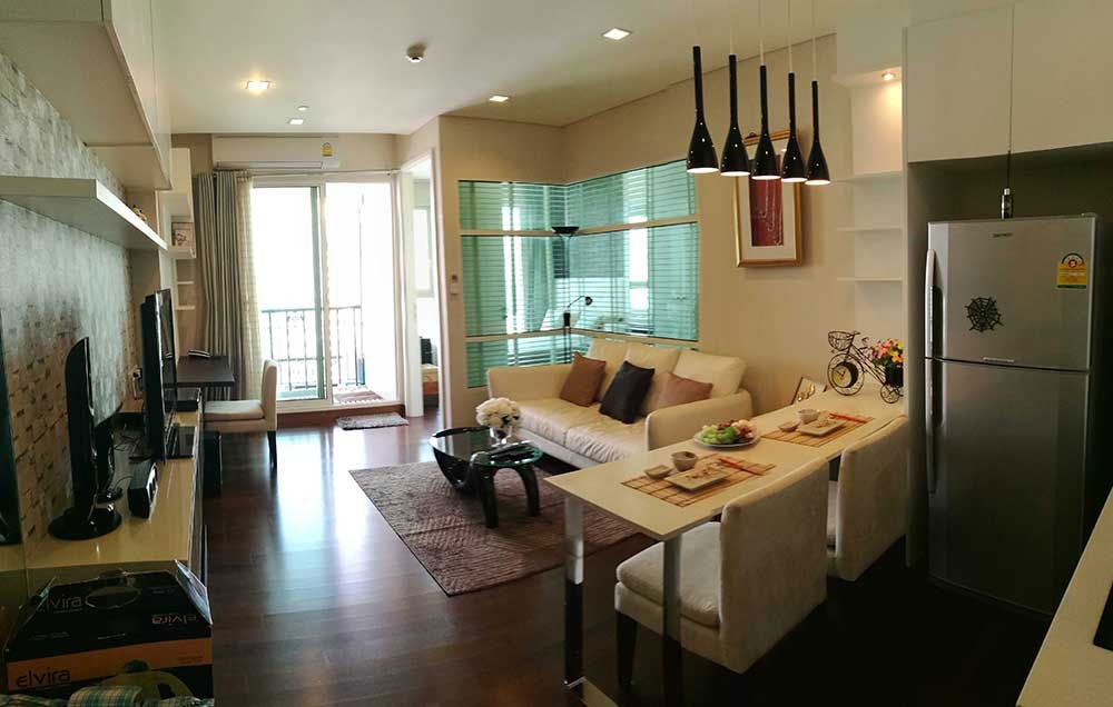 1 Bed with Bathtub 43 sq.m. High Fl. 10+ Good Location BTS Thong Lo 600 m. at Ivy Thonglor Condo / Condo For Rent