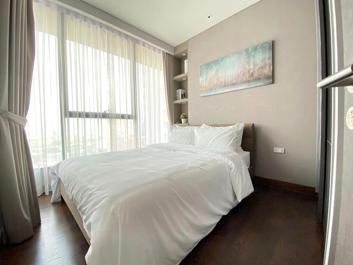 The Lumpini 24 for rent only 21,000 baht 26 sqm. 25 floor     Line : @apopplace