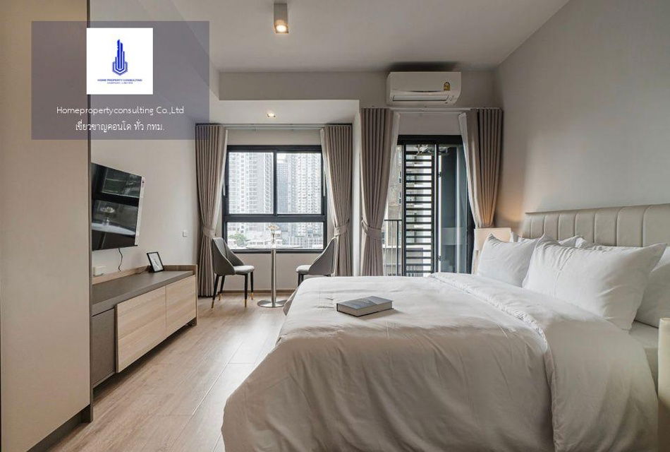 For rent at Ideo Rama 9-Asoke Negotiable Line ID: @Condobkk (with @)