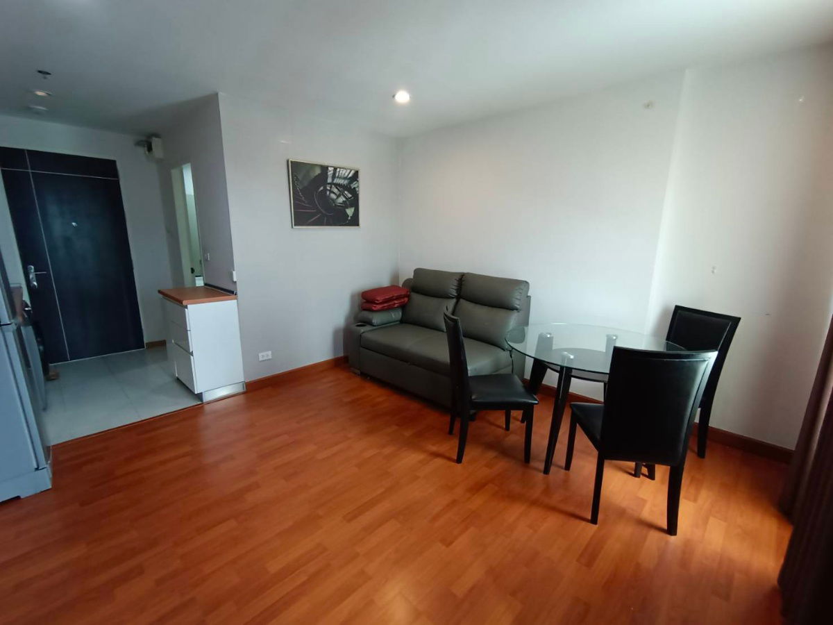 For Rent The President Sathorn Ratchaphruek 19th Floor Building : Phase 1 Size 50 sq.m. 2 Bedroom 1 Bathroom #2491#