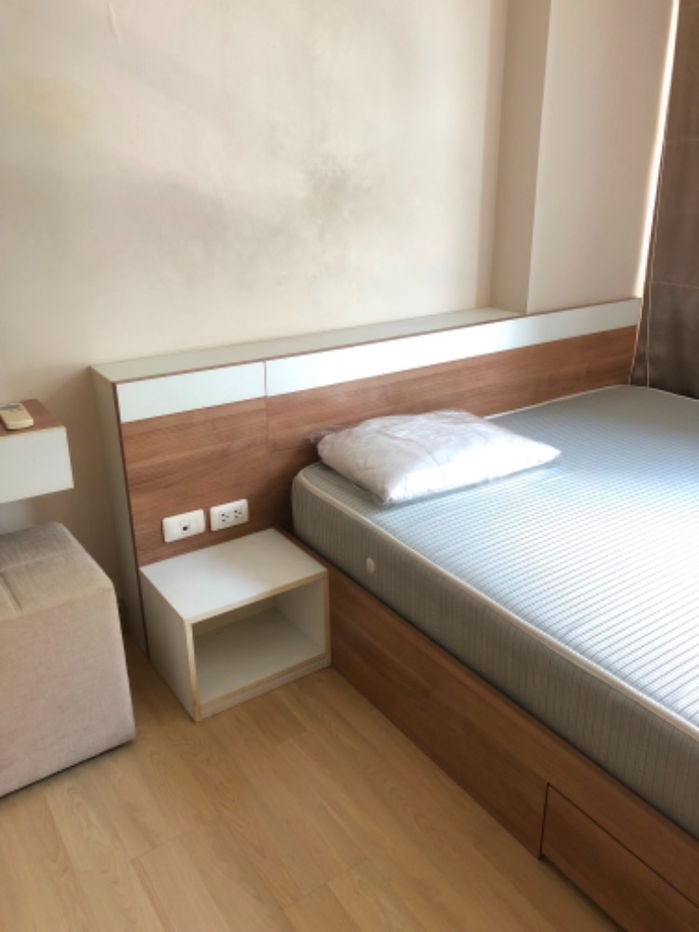 G8300🚨中国客户，请加微信。(在联系方式的旁边) 🅵🅾🆁 🆁🅴🅽🆃 Emerald Residence Ratchada 🅻🅸🅽🅴 ❤️💜@condopremium💜❤️Ready to move in ⬛🟨 📞 065 695 3645🟨⬛