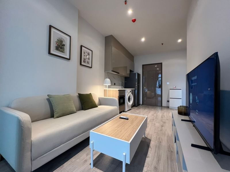 Condo for rent:  Rhythm Ekkamai Estate, ready to move in. If interested, contact Line @goodmanpro or call 0999029192.