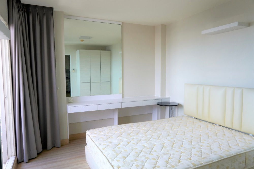 G8326💛中国客户，请加微信。(在联系方式的旁边) 🅵🅾🆁 🆁🅴🅽🆃 M Society 🅻🅸🅽🅴 ❤️💜@condopremium💜❤️Ready to move in ⬛🟨 📞 065 695 3645🟨⬛