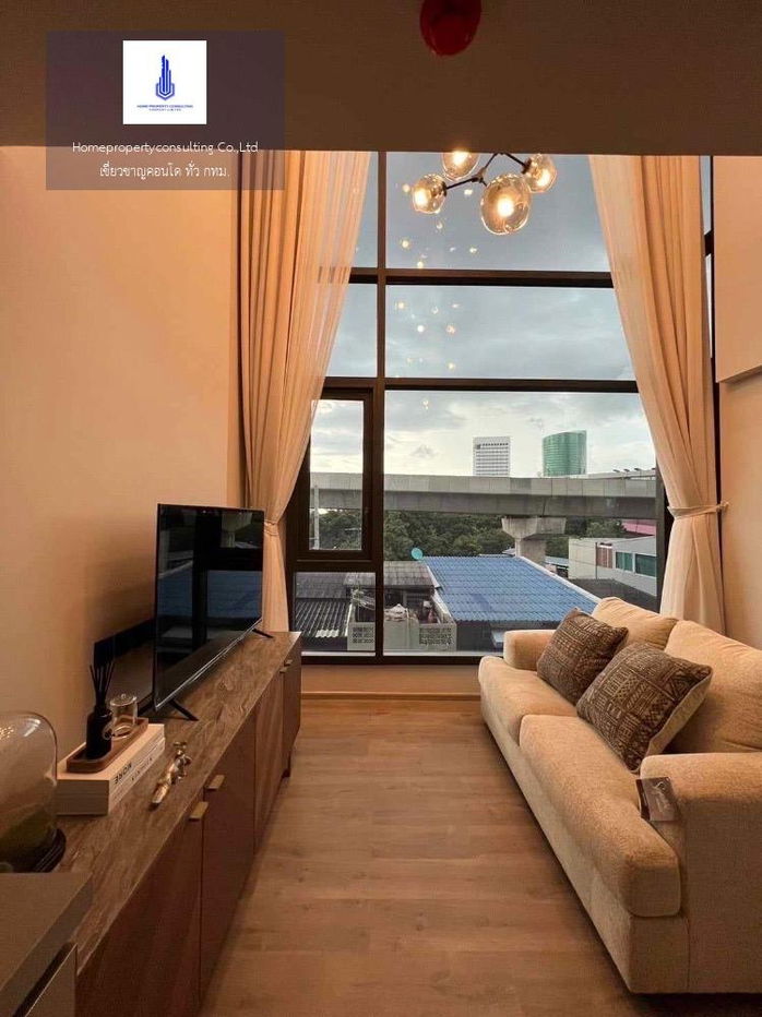 For rent at The Crest Park Residences Negotiable at @condobkk (with @ too)