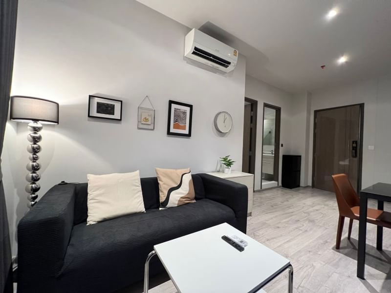 Condo for rent: Rhythm Ekkamai Estate, ready to move in. If interested, contact Line @goodmanpro or call 0999029192.