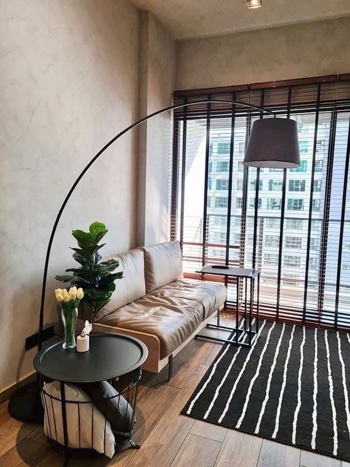 *** Condo for rent : The Loft Asoke 1 Bedroom High floor Fully furnished near MRT Petchburi and Airport Rail Link Makkasan ***