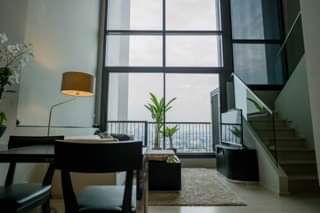 P423 Condo for rent Rhythm Sukhumvit 44/1, next to BTS Phra Khanong, Duplex room, beautiful room, fully furnished, ready to move in