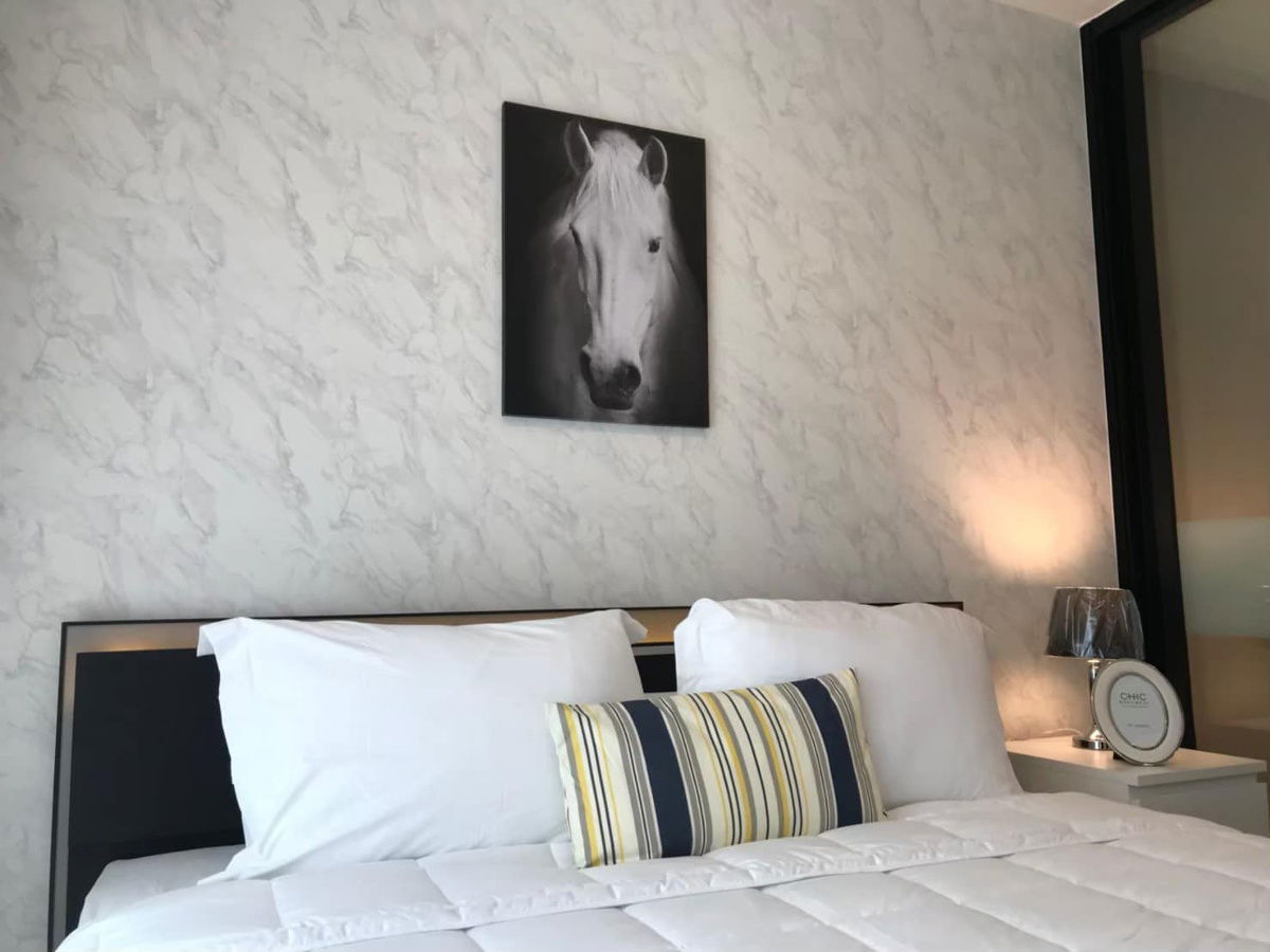 🍀🍀🍀Special Deal🌟 Life Asoke (Line:@rent2022) Luxury condo with Good price and Ready to move in✨