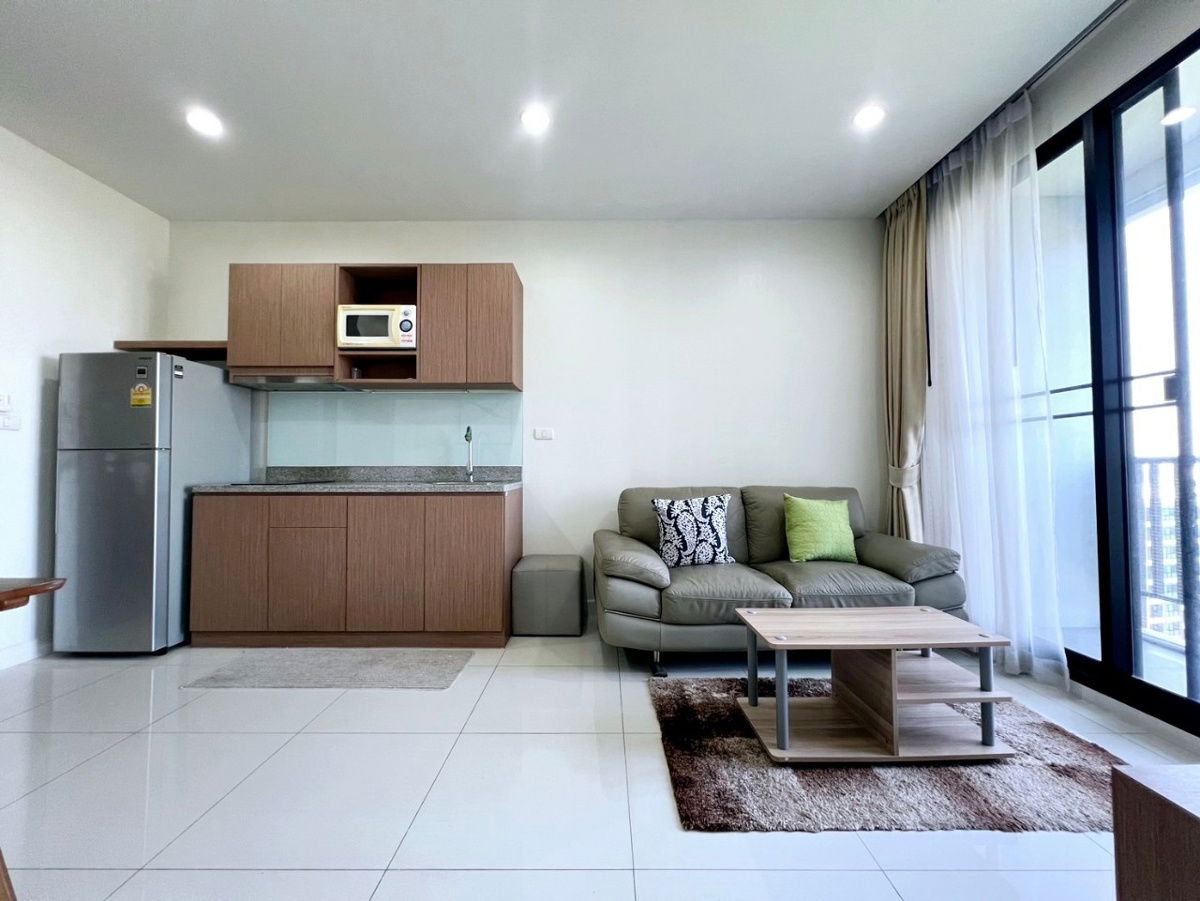 For rent, 1 bedroom, Condo Sky Sriracha, price 10,000 baht