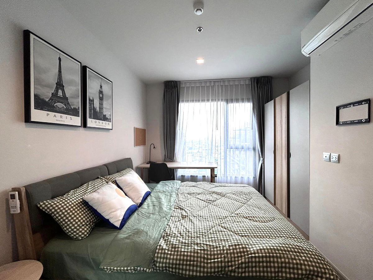 Rent 1 bedroom Life Asoke Rama 9