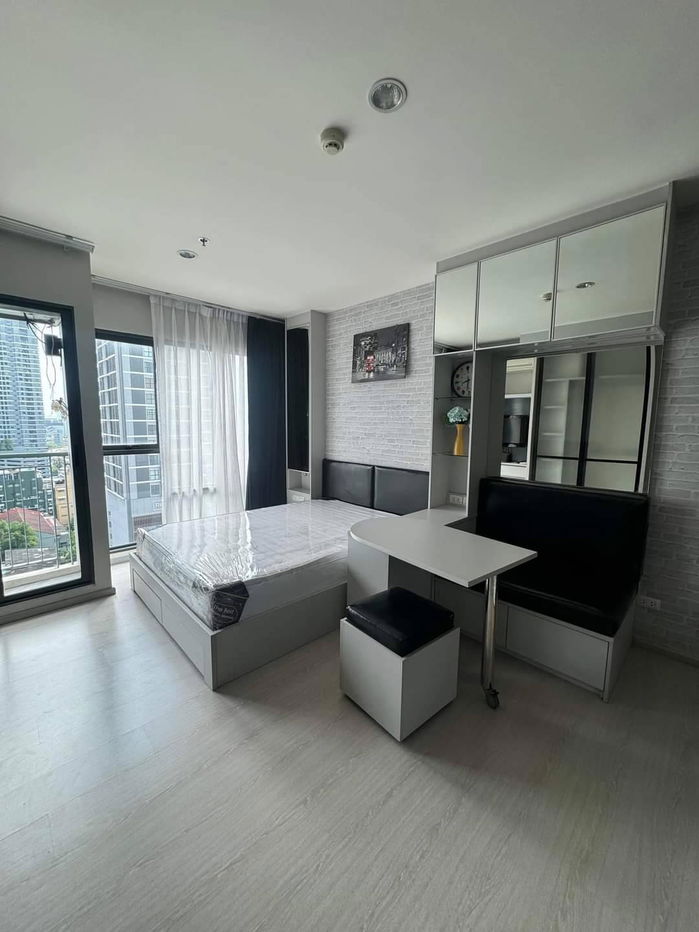 P435 Condo for rent Rhythm Asoke, near MRT Rama 9, complete electrical appliances, beautiful room, special price, ready to move in