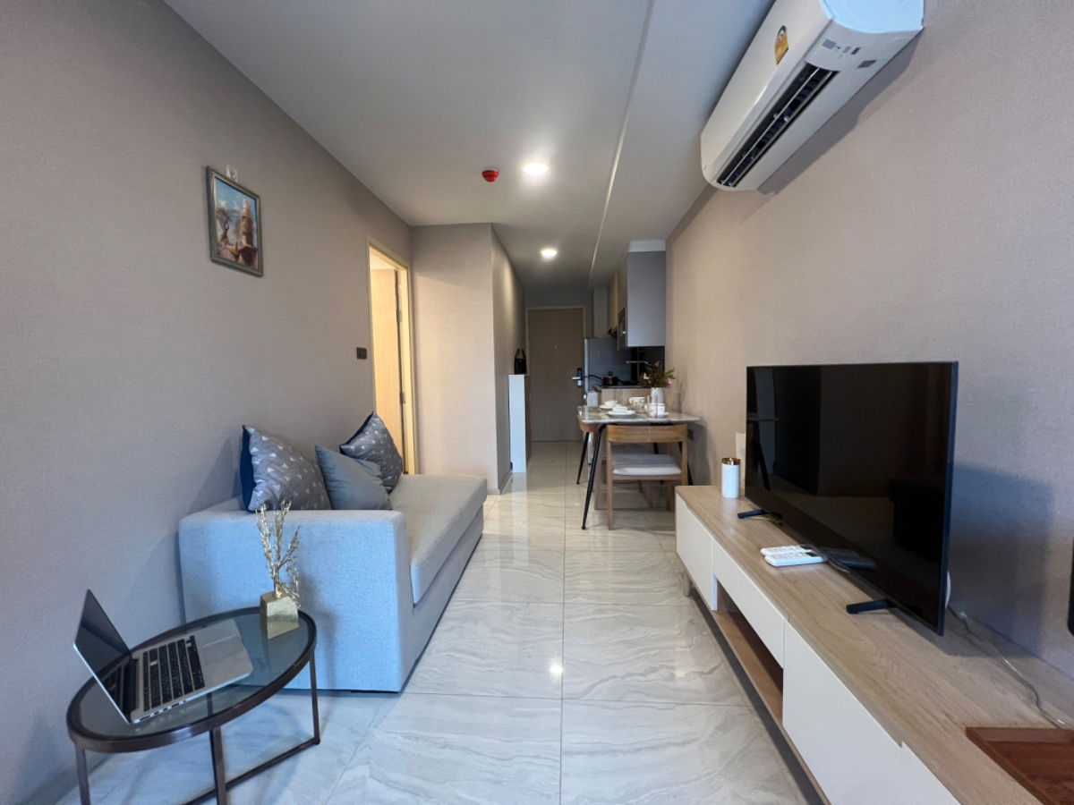 Walden Asoke 1 Bedroom plus it new room for rent ,near bts Asoke and redy to move in