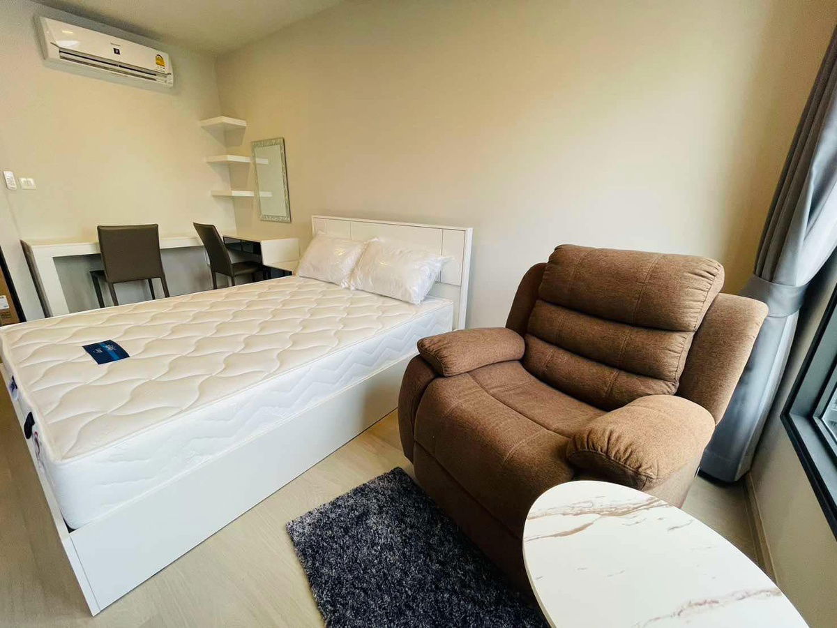 📍EXCLUSIVE! (RC2548) Life Phahon-Ladprao for rent nice room, nice view with nice price 18,000 Line@:  @realestateforreal