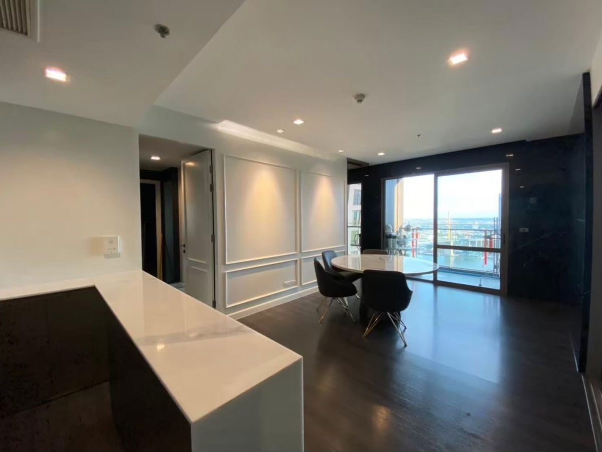 LTHC11197-Starview Rama 3 FOR RENT Size 160 sqm. 2 beds 4 baths Near BTS Surasak Station ONLY 120K/Month