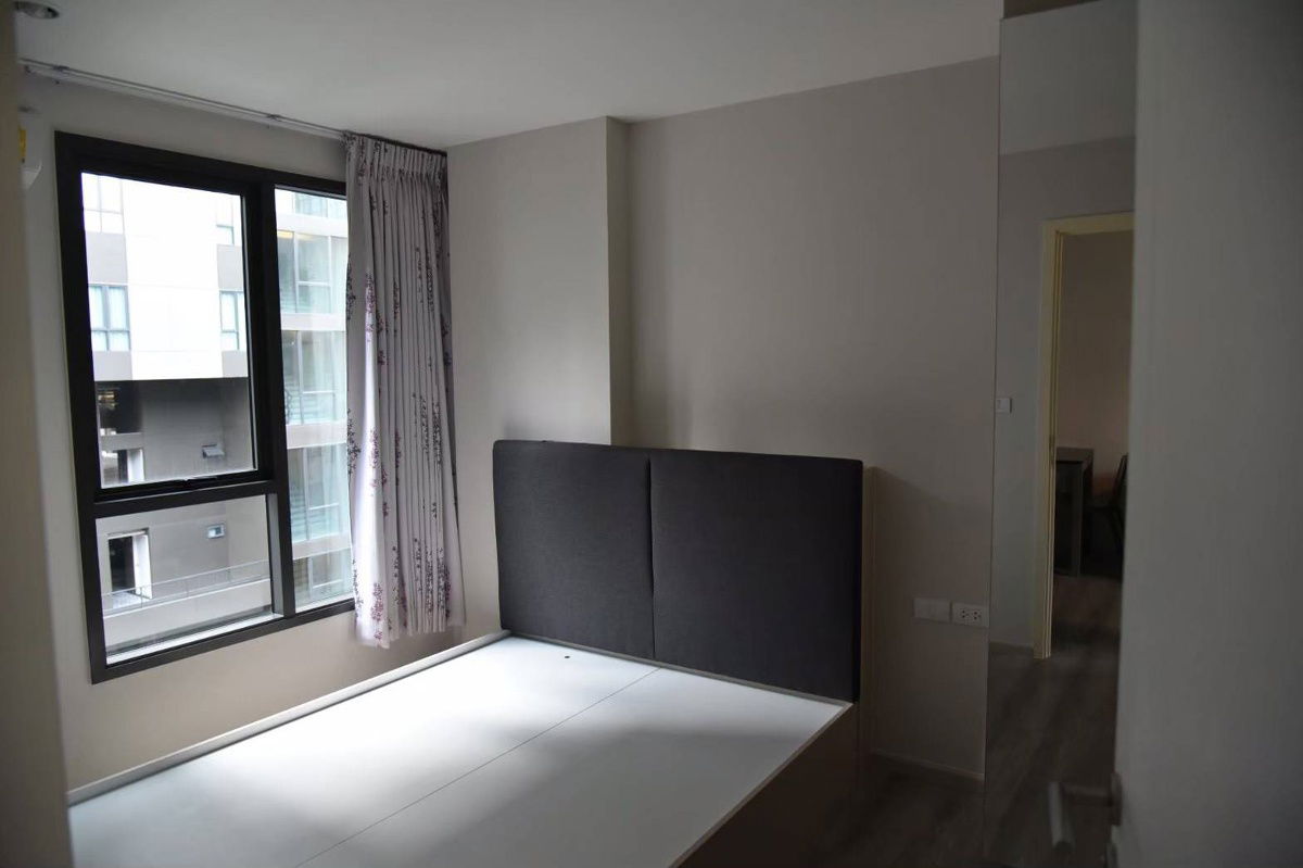 @Condorental condo for rent Centric Ari Station
