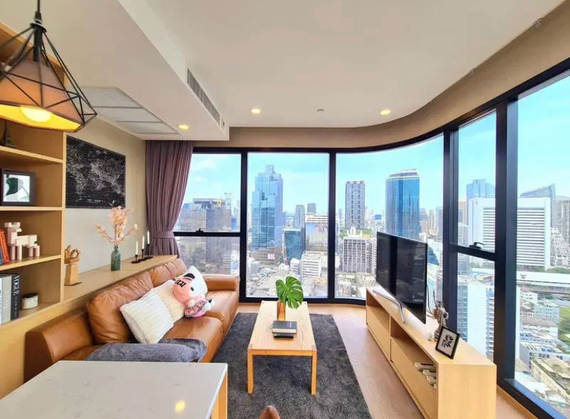 Available Now!! 2Bedroom 1Bath Fully Furnished Close To MRT Samyan Chula Ashton Chula Silom
