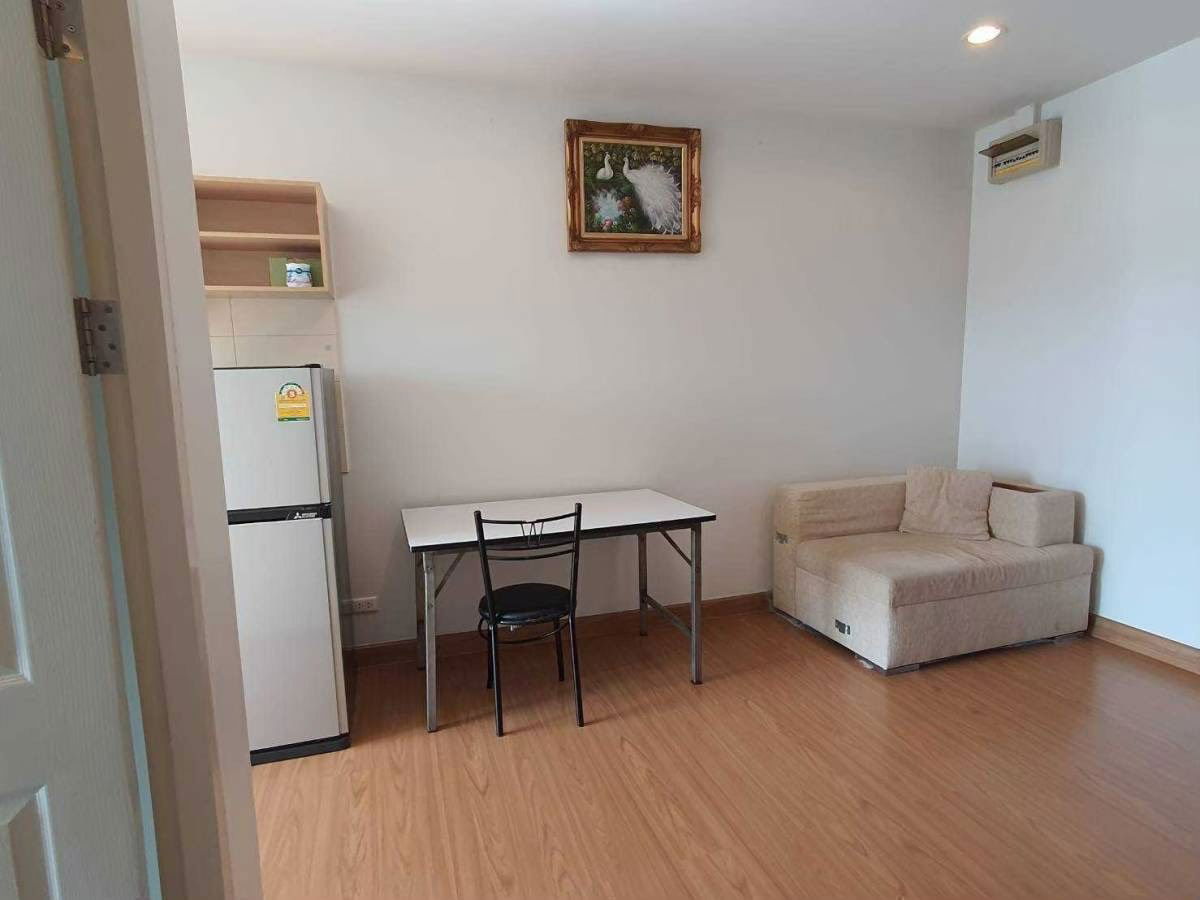 For rent at The Complete Rajprarop  Negotiable at @condobkk (with @ too)