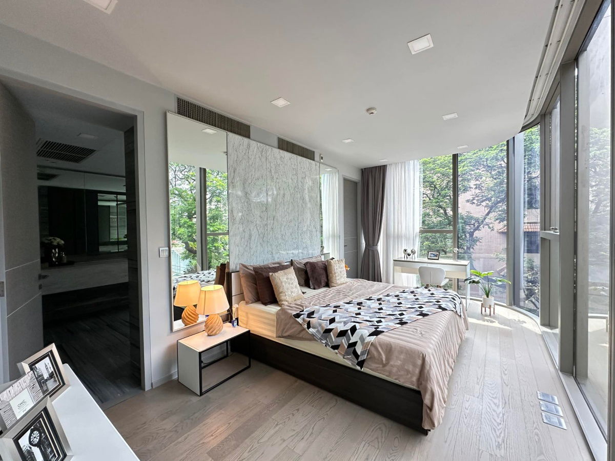 LTHC11235-Ashton Residence 41 FOR RENT Size 130.50 sqm. 3 beds 3 baths BTS Phrom Phong Station ONLY 150K/Month