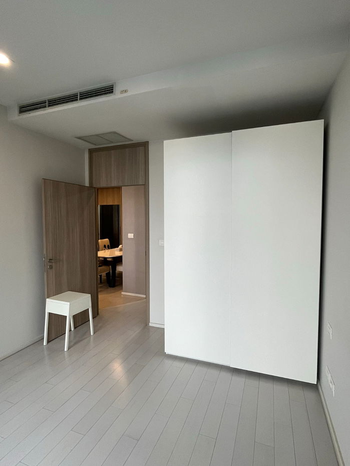 出租公寓 Noble Ploenchit 2 Beds 高层 82 平方米 (S15-14012)