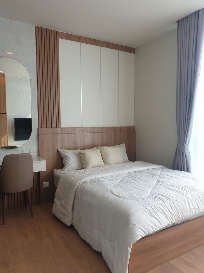 For Rent Noble Around Sukhumvit 33 Fully Furnished (Near BTS Prompong)