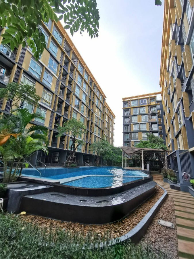 For rent at  Metro Luxe Rama 4, More Rooms available, Fast response via LINE, Price Negotiable