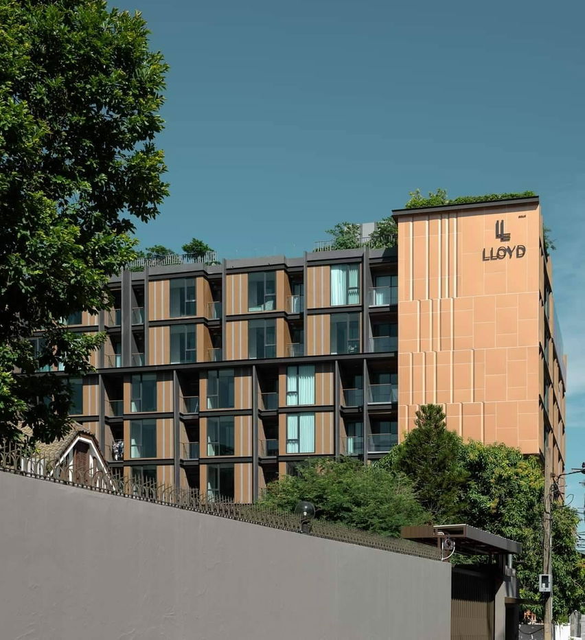 For rent LLOYD SOONVIJAI - THONGLOR near Bangkok Hospital, Thonglor, decorated - fully furnished, rent starts at 20,000 baht*/month