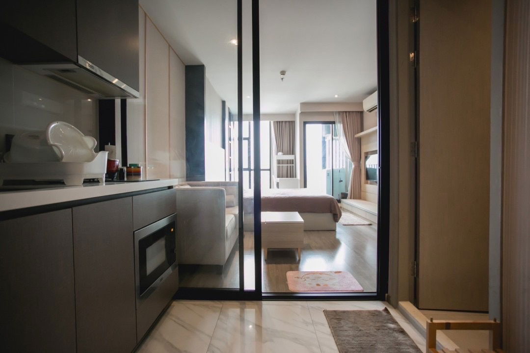 Rhythm Ekkamai 1Bedroom For Rent High Floor ✅Ready To Move in ,300m To BTS Ekkamai