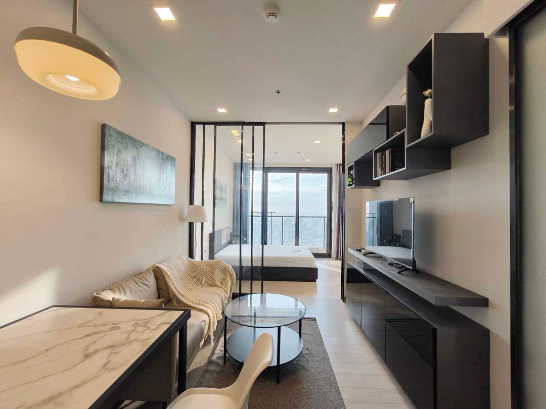 P487 for rent One9Five Asoke-Rama9, very beautiful room, good view, complete with electrical appliances, ready to move in