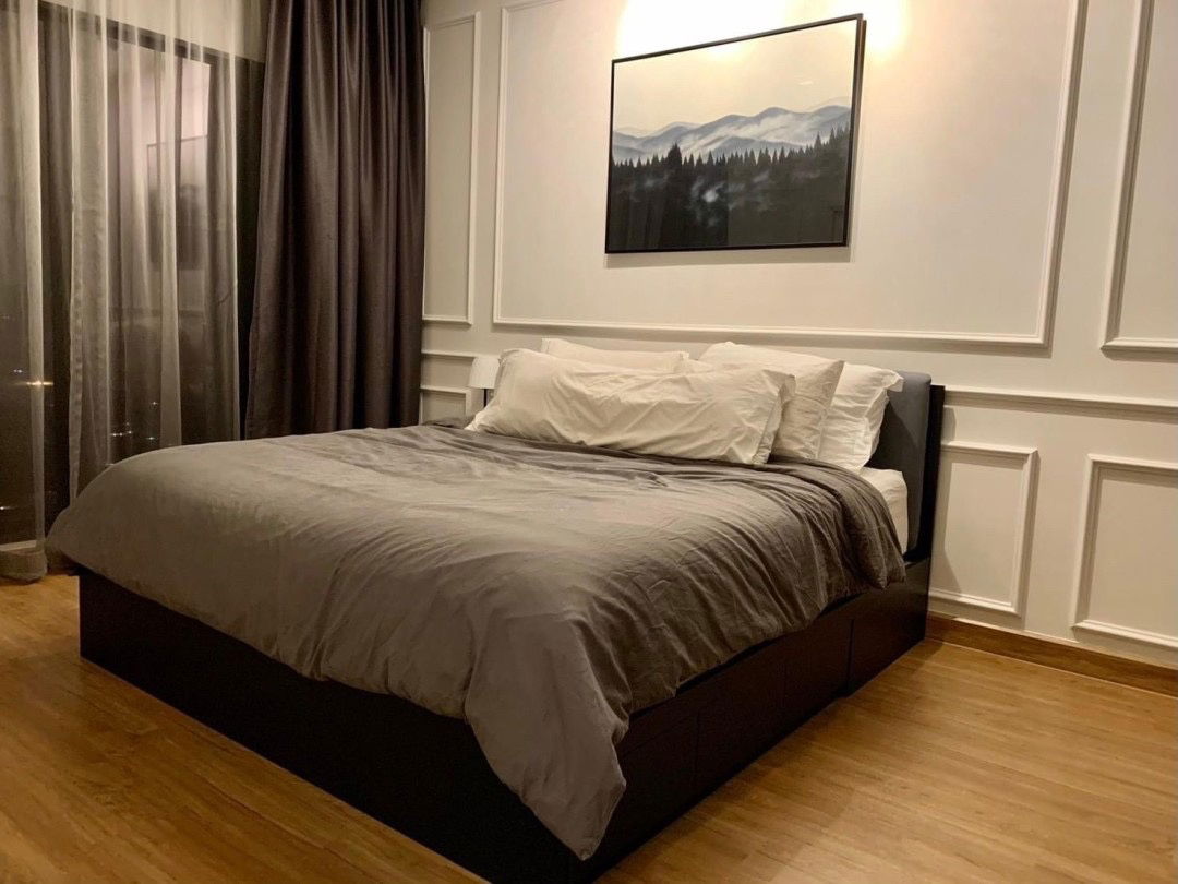 MN1836 Urbano Absolute Sathorn - Taksin