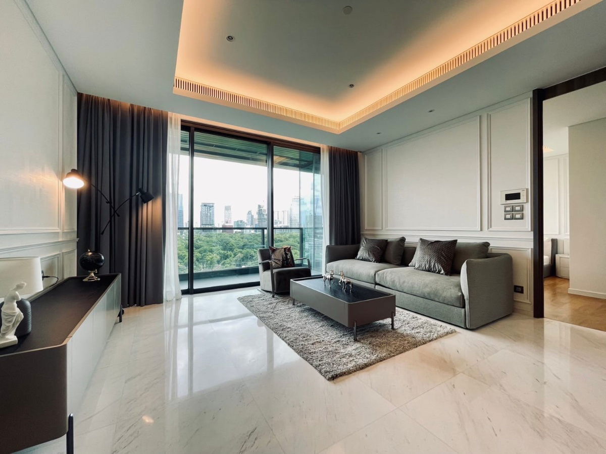 Code: KJ3237  for rent Sindhorn Tonson // Line ID: @kjcondo (with @) //
