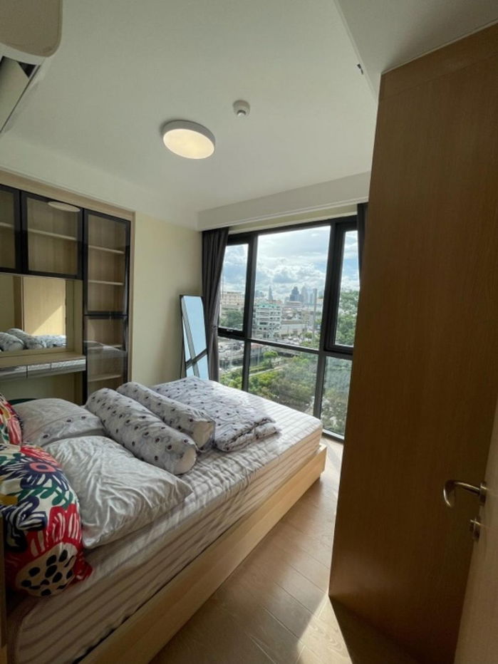 Code: KJ3344  for rent Regal Sathon - Naradhiwas // Line ID: @kjcondo (with @) //