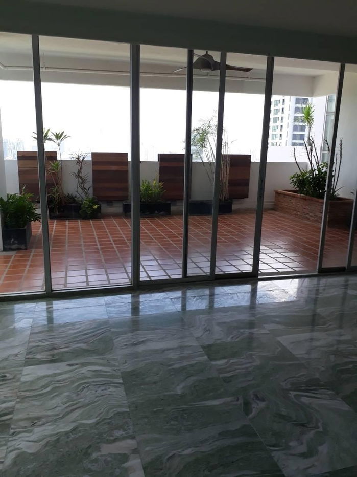 LTHC11355- D.S. Tower 1 FOR RENT Size 550.47 sqm. 5 beds 6 baths Near BTS Phrom Phong Station ONLY 120K/Month