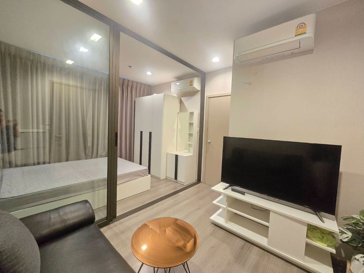 Politan aqua riverside condo for rent