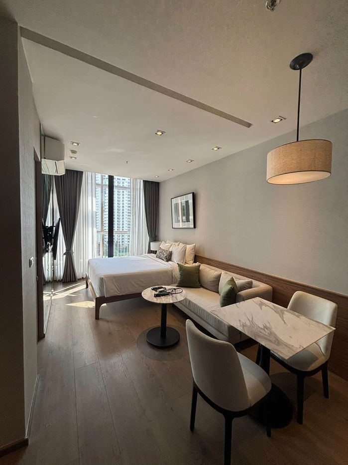 代码: KJ3561 出租 Park Origin Phrom phong (Park 24) // 线路 ID: @kjcondo (带 @) //