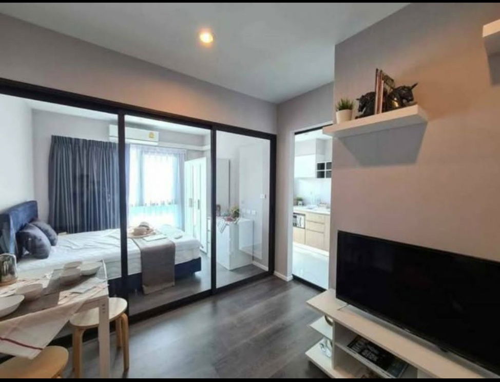 P549 Condo for rent The Stage Taopoon Interchange, next to the Purple MRT, fully furnished room, washing machine included, ready to move in