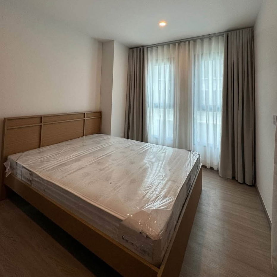 P568 公寓出租 Aspire Ratchayothin，位置好，靠近 BTS Ratchayothin，房间漂亮，家具齐全，有洗衣机，非常优惠