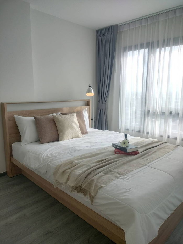 P578 Condo for rent Rich Park @ Triple Station, near MRT and Airportlink, beautiful room, fully furnished, has washing machine