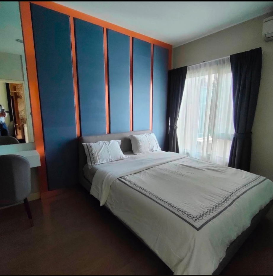 Rent The Crescent Sukhumvit 34, beautiful room, ready to live in a good location near BTS Thonglor. Interested in Atline.@841qqlnr