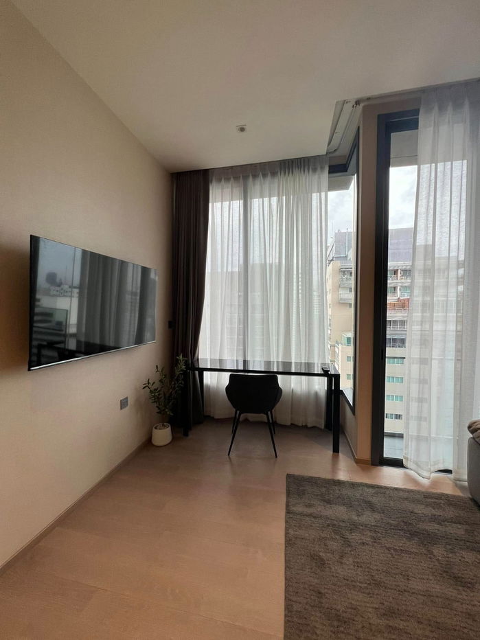 Code: KJ3785  for rent The ESSE Asoke // Line ID: @kjcondo (with @) //