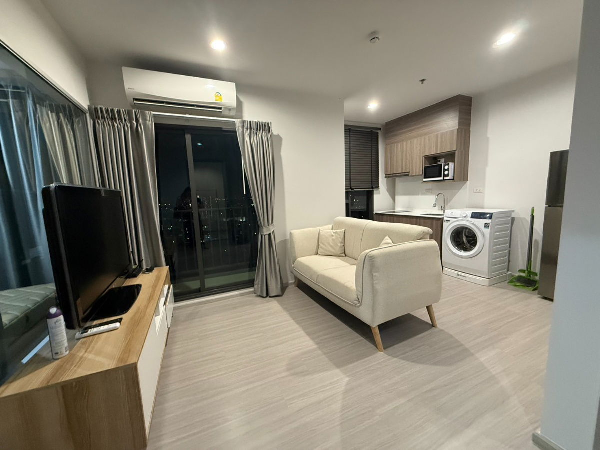 For rent, The Parkland Phetkasem 56, beautiful room, rare room style. The most rare item in a good project, ready to move!!