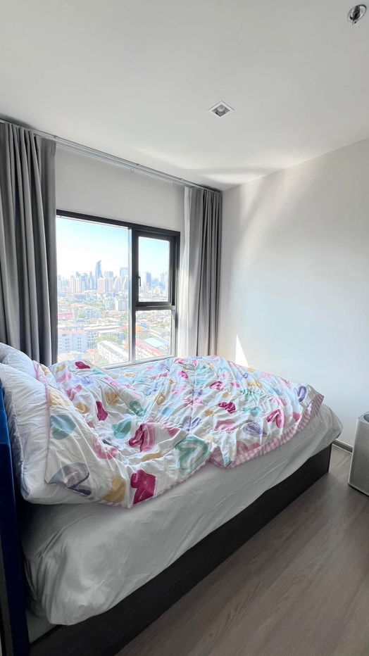 MN2139 The Base Phetchaburi Thonglor