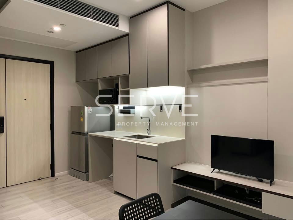 Studio Nice Room Good Location Close to BTS Phaya Thai 700 m. & ARL Ratchaprarop 250 m  @  The Room Phayathai