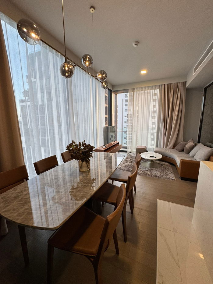 LTHC11478 - Celes Asoke FOR RENT Size 106 sqm. 3 beds 3 baths Near BTS Asok Station ONLY 150K/Month