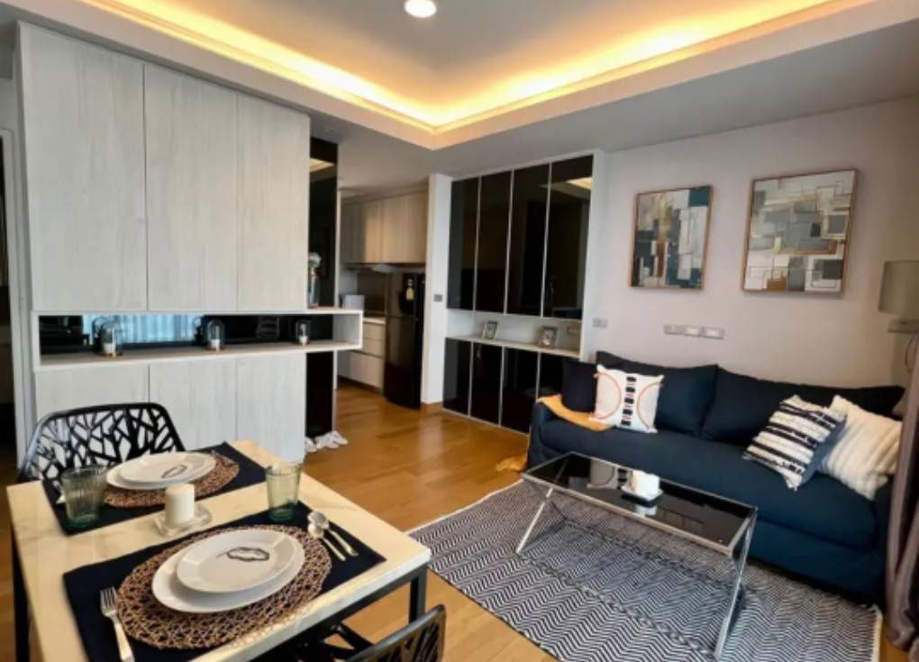 P624 ให้เช่าคอนโด เดอะ ลุมพินี 24 2 ห้องนอน ห้องตกแต่งสวย เฟอร์นิเจอร์บิวท์อิน+เครื่องใช้ไฟฟ้าครบ พร้อมเข้าอยู่