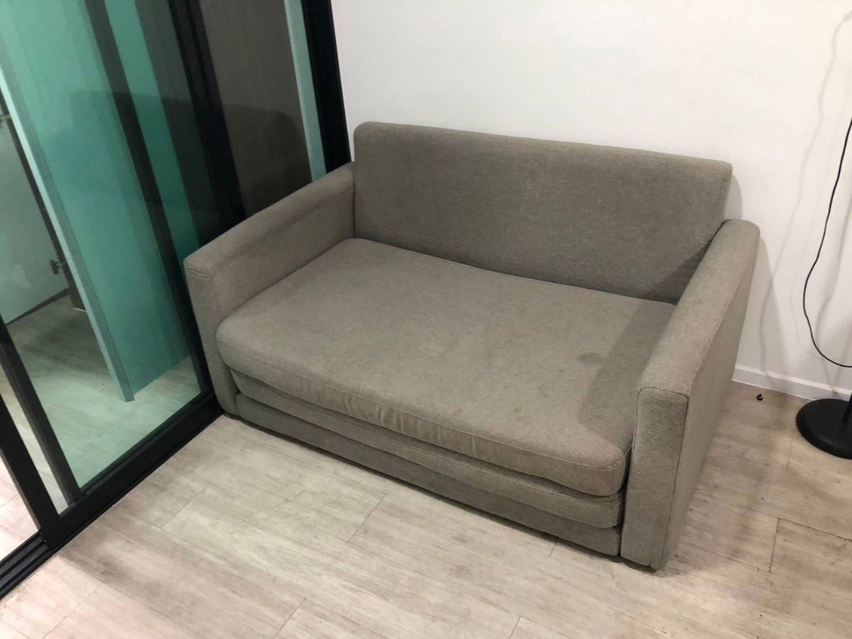 Add line : @cutecondo beautiful room + fully furnished Quick response