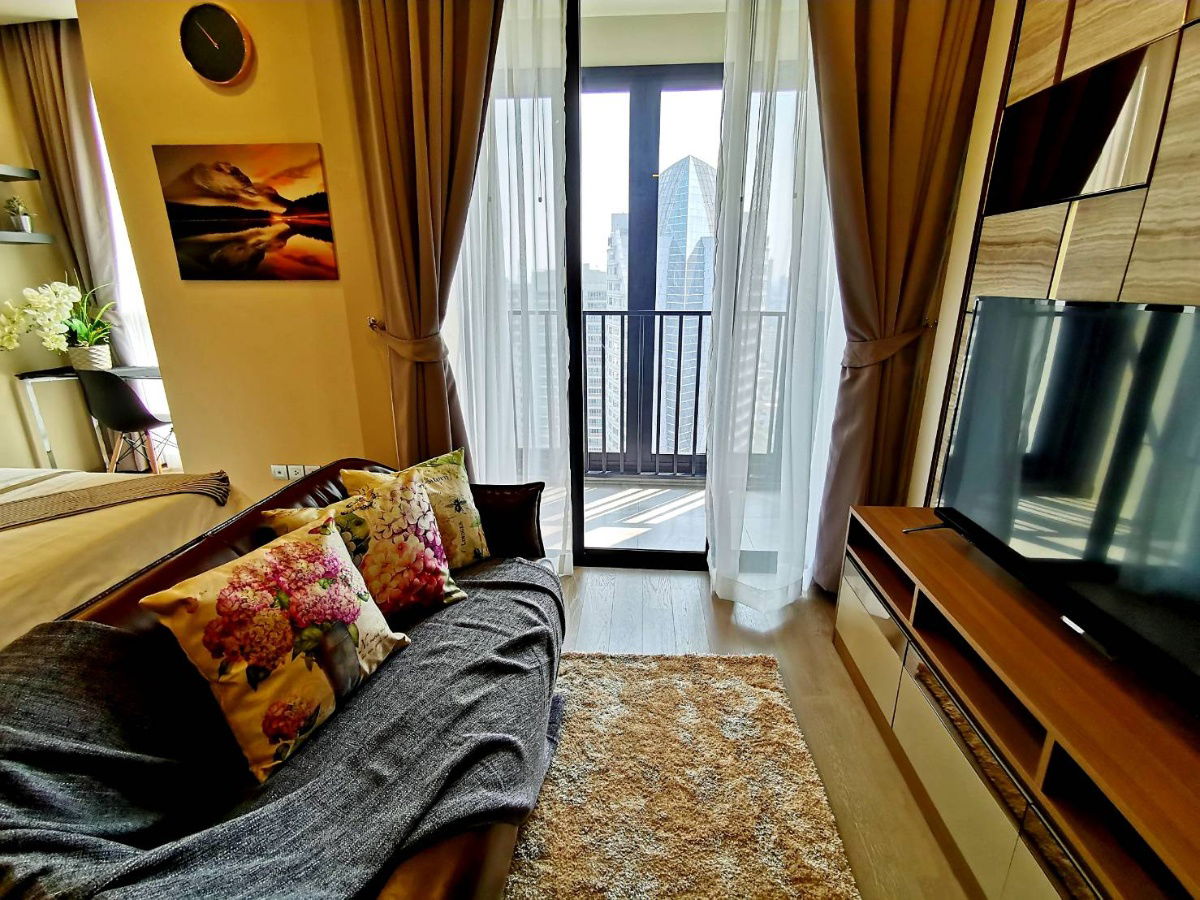 Ashton Asoke  1 bedroom 1 bathroom Size 34 sq.m. 28th floor