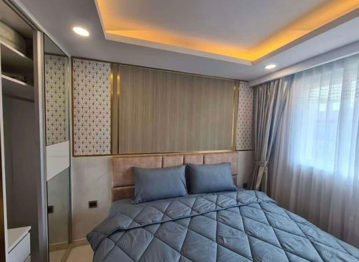 Dusit Grand Park2 | Swimming pool view | Add Line: Nattyproperty