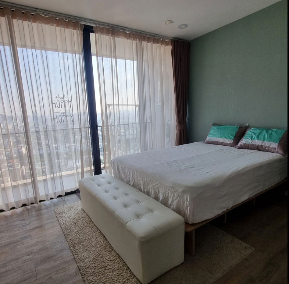 for rent Issara Ladprao. Studio 35sqm. Line id: @pfagent